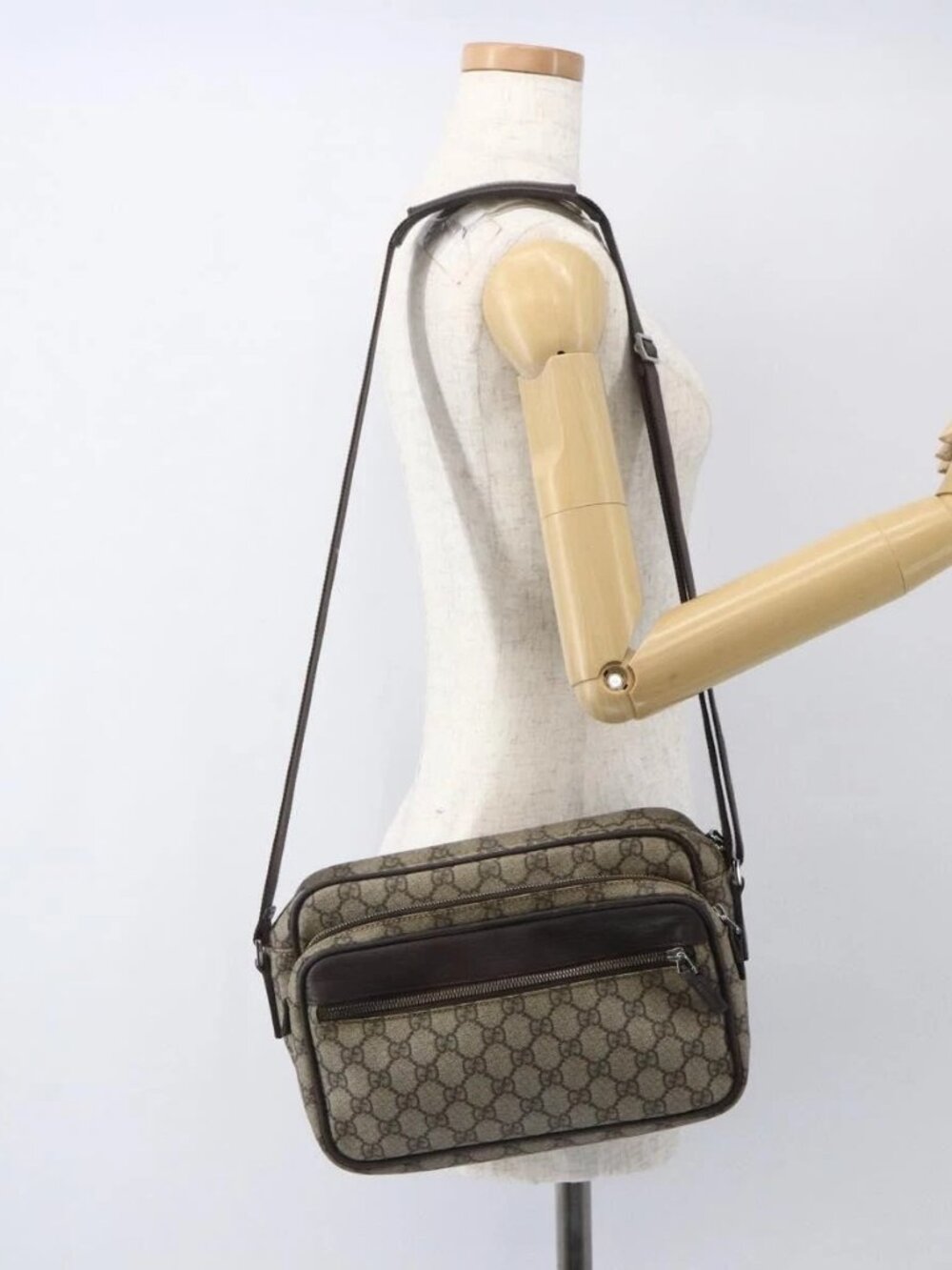 GUCCI GG Supreme Shoulder Bag PVC Leather Beige Silver 114531 Auth yk19932